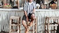 Fadil Jaidi merupakan selebgram lucu yang juga aktif di YouTube. Namanya mulai dikenal lewat channel YouTube Samsolese bersama teman-temannya. Kini Fadil punya channel YouTube sendiri dengan beragam konten kocak. Foto: Instagram @fadiljaidi