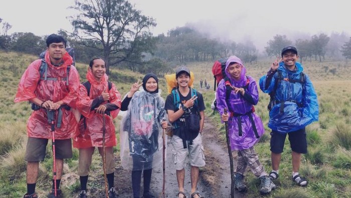 Mendaki Gunung Lawu