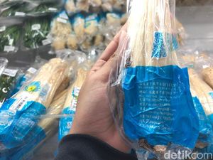 Jamur Enoki Masih Beredar di Pasaran