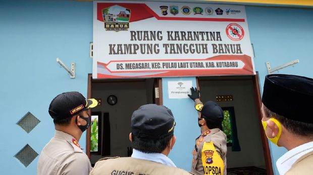 Kapolda Kalsel Irjen Nico Afinta cek kampung tangguh di Kotabaru