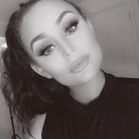 Salah satu yang disorot Katy tentang dirinya yang seorang escort dengan bayaran 1500 poundsterling atau Rp 26 juta semalamnya. Menurutnya itu tuduhan yang tidak benar.   Foto: dok. Instagram