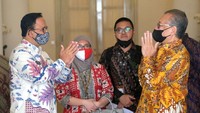 Bantuan tersebut diharapkan dapat mendukung Pemerintah Provinsi DKI Jakarta melalui program Kolaborasi Sosial Berskala Besar (KSBB) untuk meringankan masyarakat yang terdampak pandemi COVID-19.