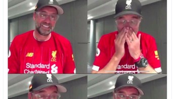 Jurgen Klopp pun sampai menangis dilanda haru. Foto: Twitter