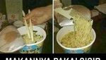 Mie Instan Bisa Juga Bikin Ngakak Lewat Meme Lucu