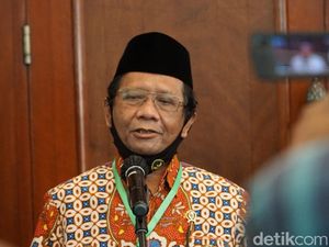 Mahfud Jawab Anggapan Momen Pemberian Penghargaan ke Gatot dkk Tak Lazim