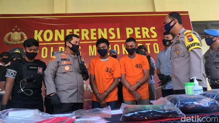 pembunuhan di mojokerto