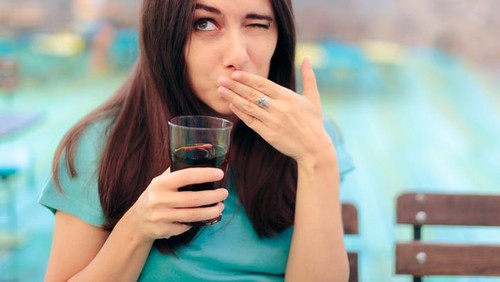 Penyebab cegukan setelah makan