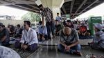 Potret Salat Jumat di Masjid Babah Alun saat New Normal