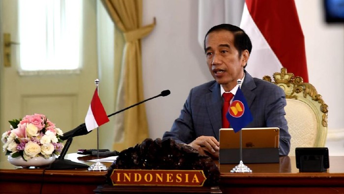 Presiden Jokowi menghadiri KTT ASEAN ke-36 secara virtual.