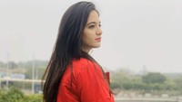 Kabar mengejutkan datang dari bintang muda India bernama Siya Kakkar. Dok. Instagram/siya_kakkar