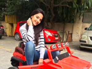 Bintang TikTok India Umur 16 Tahun Bunuh Diri