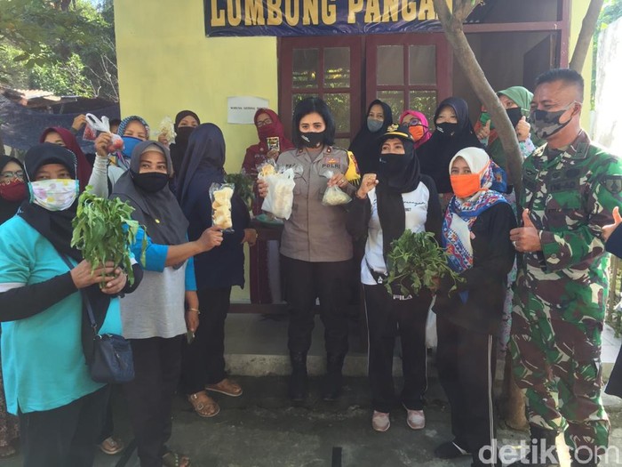 Warung Gotong Royong di Lamongan ini Sediakan Sayuran dan Sembako Gratis
