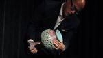 Wow! Vas Antik dari China Ini Siap Dilelang Rp 165 M
