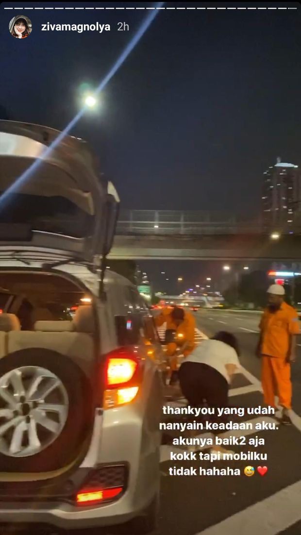 Moil Ziva Magnolya ditabrak truk