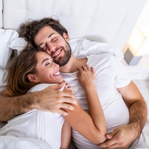 Quickie Jadi Pilihan untuk Pasangan Sibuk, Ini 3 Posisi Seks yang Disarankan