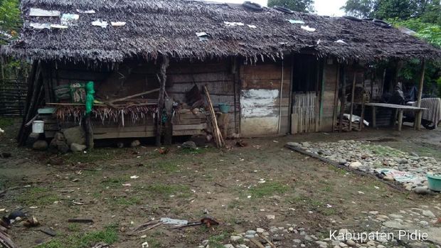Gubuk reyot Nurmiati diubah jadi rumah layak huni di Pidie, Aceh