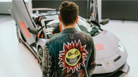 Saya sangat senang dan sangat berterima kasih (pada Lamborghini) karena memperkenankan saya memiliki mobil impian yang menakjubkan dan eksklusif ini! Saya tidak sabar untuk bisa mengendarainya di jalan, cuit Lorenzo dalam akun twitternya @Lorenzo99. Foto: dok. Lamborghini