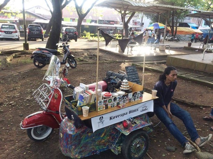 jualan kopi pakai vespa jualan kopi pakai vespa