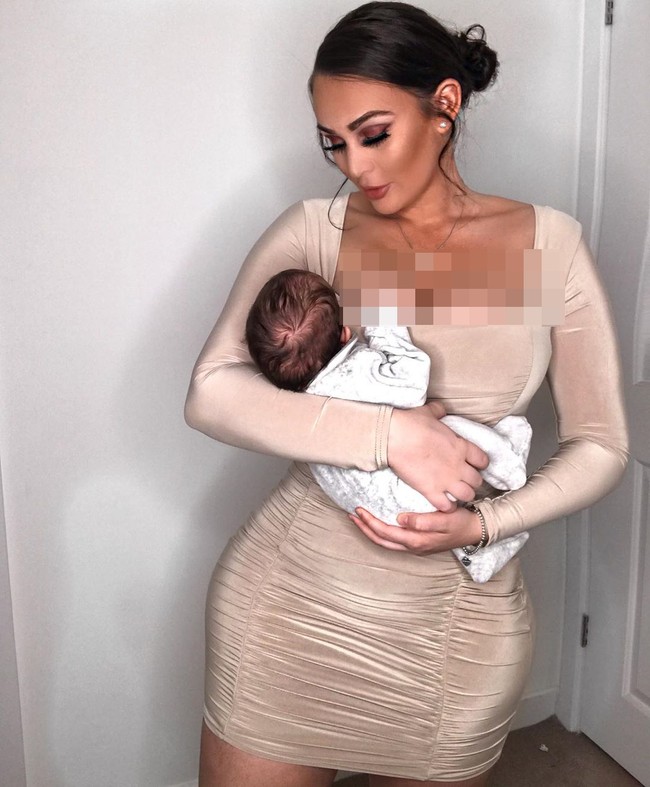 Kini Katy Morgan telah melahirkan anak dari pesepak bola yang namanya dirahasiakan itu. Ia melahirkan pada Maret lalu. Seperti dikutip The Sun, sumber menyebut bahwa sang bayi telah melakukan tes DNA dan hasilnya terbukti bahwa anak dari pemain liga Inggris tersebut.  Foto: dok. Instagram