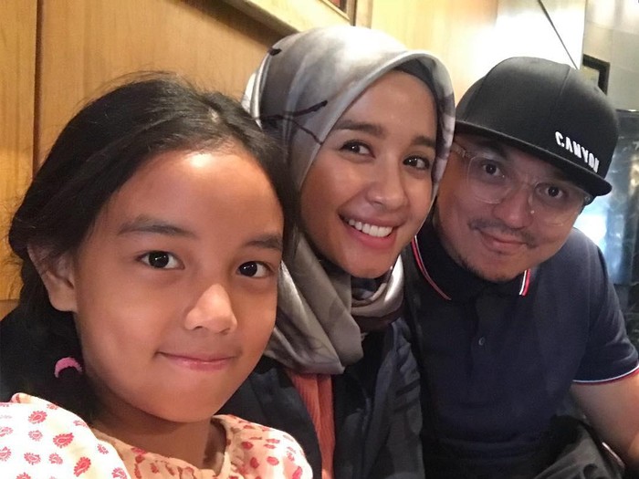Laudya Cynthia Bella dan Engku Emran Laudya Cynthia Bella dan Engku Emran