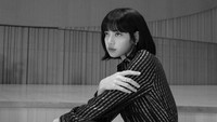 Lisa Blackpink mencuri perhatian dengan rambut pendek. Foto: Instagram Lisa Blackpink