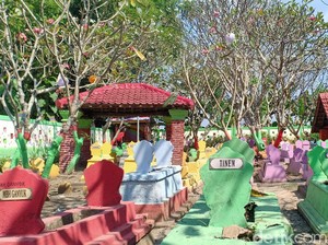 Makam Warna-warni di Kota Madiun, Jadi Tempat Selfie