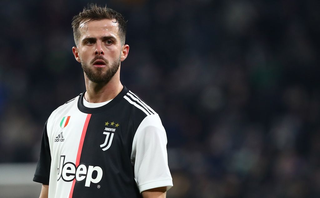TURIN, ITALY - JANUARY 19:  Miralem Pjanic of Juventus FC looks on during the Serie A match between Juventus and Parma Calcio at Allianz Stadium on January 19, 2020 in Turin, Italy.  (Photo by Marco Luzzani/Getty Images)