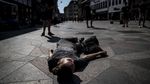 Orang-orang Ini Tidur di Jalan untuk Protes Perubahan Iklim