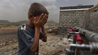 PBB mengatakan tidak dapat mengalokasikan aliran dana karena pandemi tidak menunjukkan tanda-tanda berakhir. Sementara UNICEF membutuhkan hampir $ 461 juta atau sekitar Rp 6,6 triliun untuk bantuan kemanusiaan, dan $ 53 juta atau setara Rp 757 miliar untuk menanggulangi COVID-19. Brent Stirton/Getty Images.