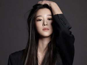 Seo Ye Ji Pamer Pinggang Semut di Episode 6 Its Okay to Not Be Okay