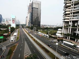 Kasus Covid-19 di DKI Jakarta Meroket, CFD Sepi Warga Berolahraga
