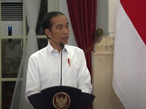 Jokowi Peringati HUT Bhayangkara ke-74 Via Virtual
