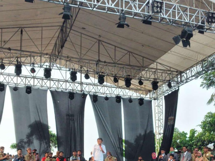 Pemkab Bogor sesalkan Rhoma Irama manggung di acara khitanan