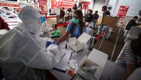 Pewarta Foto Indonesia bersama PFI Jakarta mengadakan kegiatan tersebut bekerjasama dengan Relawan Indonesia Bersatu Lawan COVID-19.