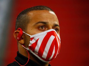 Hansi Flick Masih Ingin Pertahankan Thiago