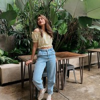 Amanda terjun di industri musik sejak satu tahun ini. Suara merdu, paras cantik, dan penampilannya yang fashionable membuat Amanda bisa bersaing dengan penyanyi muda lainnya.  Foto: dok. Instagram