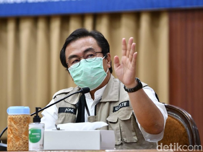 Jumlah kasus positif COVID-19 di Jatim bertambah 240 sehinga totalnya menjadi 11.795. Jumlah itu lebih banyak dari kasus COVID-19 di DKI Jakarta yang mencapai 11.237.