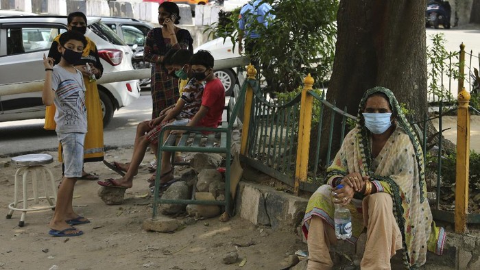 India kembali mencetak rekor baru untuk tambahan kasus virus Corona (COVID-19) harian. Nyaris 20 ribu kasus Corona dilaporkan muncul dalam sehari di negara ini.