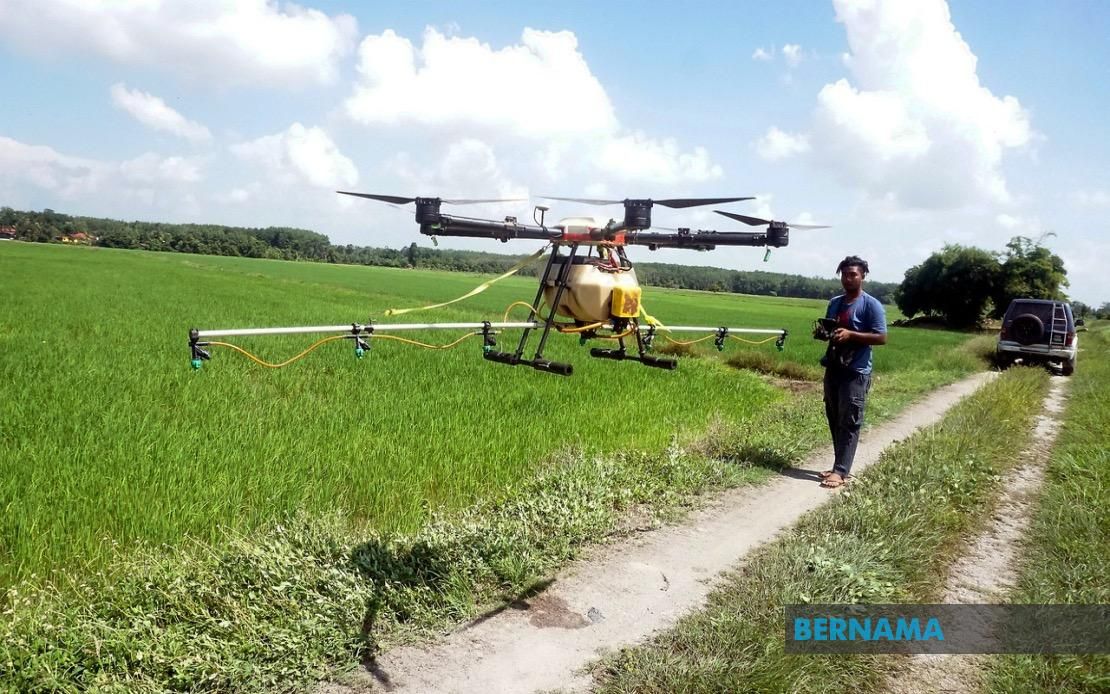 drone malaysia farmer