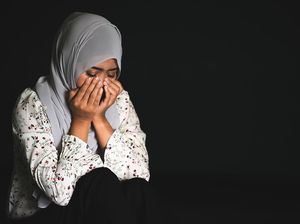 Apakah Menangis Membatalkan Puasa?