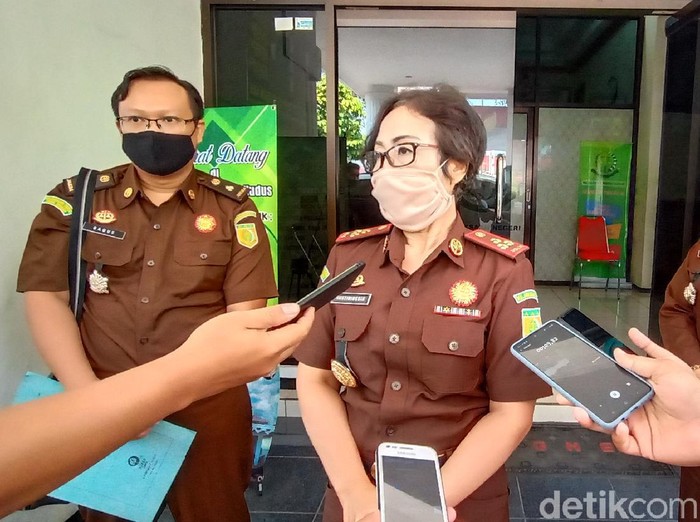 Kepala Kejaksaan Negeri Kudus Rustriningsih, Senin (29/6/2020).