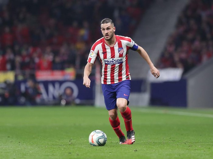 MADRID, SPAIN - FEBRUARY 23: Koke of Atletico de Madrid controls the ball during the Liga match between Club Atletico de Madrid and Villarreal CF at Wanda Metropolitano on February 23, 2020 in Madrid, Spain. (Photo by Gonzalo Arroyo Moreno/Getty Images)