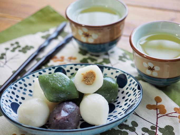 5 Makanan yang Disajikan Saat Perayaan di Korea