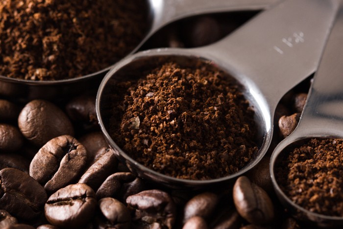 Manfaat ampas kopi untuk tanaman