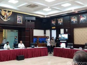Menko Mahfud Pimpin Rakor Lintas Bidang, Luhut hingga Kapolri Hadir