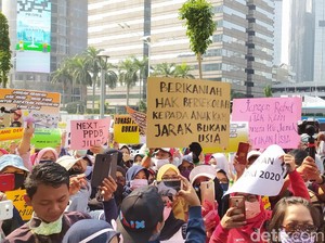 Menularkan Semangat Bersekolah