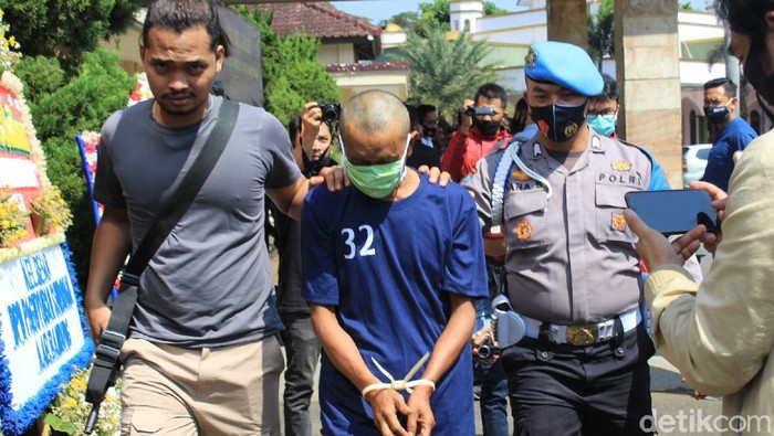 Pembunuh gadis di Bandung ditangkap polisi usai satu bulan buron
