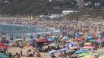Saking Ramainya, Pantai Cadiz Spanyol Bakal Ditutup