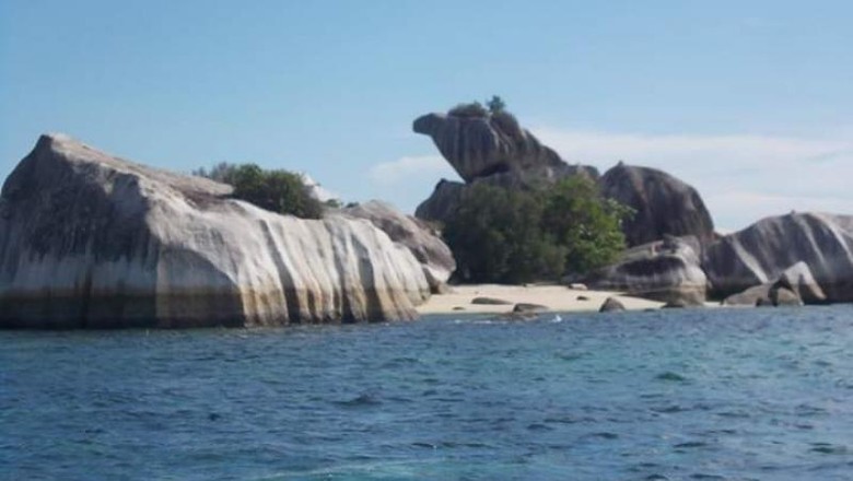 Tahu Nggak, di Belitung Ada Pulau Batu Garuda? Tahu Nggak, di Belitung Ada Pulau Batu Garuda?