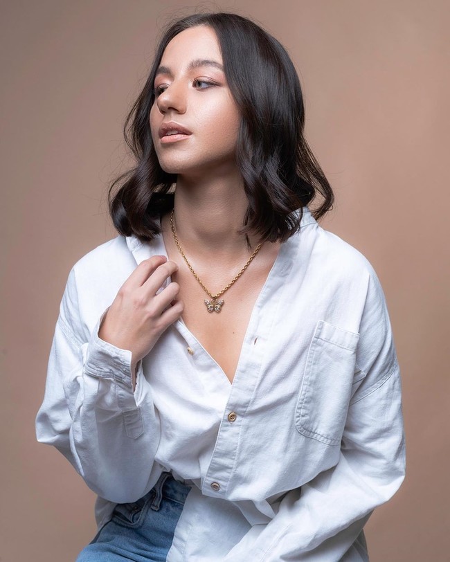 Wanita 21 tahun itu kini menjadi model seksi yang menjual foto sensualnya di situs Only Fans. Wanita 21 tahun itu sadar bahwa memasukkan foto di situs Only Fans kerap mendapatkan image buruk karena tak jarang wanita menjual konten dewasa. Foto: dok. Instagram